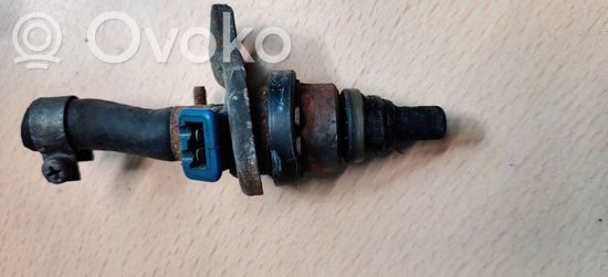 Mercedes-Benz S W116 Fuel injector A00000783423