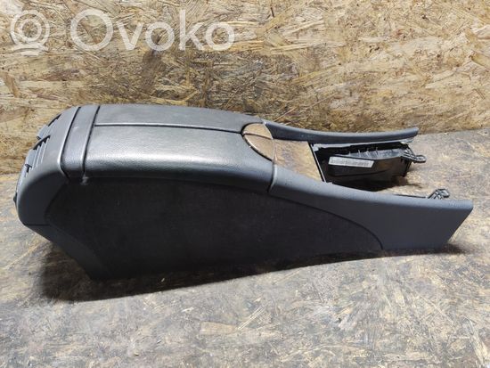Mercedes-Benz E AMG W211 Armrest A2116800250