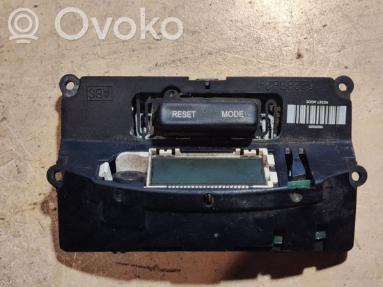 Mercedes-Benz ML W163 Clock A1635401211