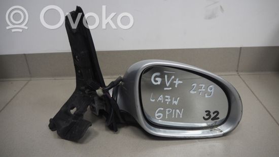 Volkswagen Golf V Front door electric wing mirror