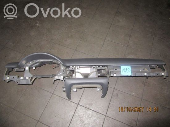 Audi A8 S8 D3 4E Dashboard
