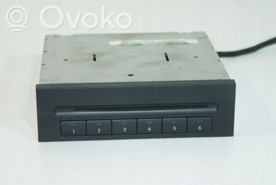 Mercedes-Benz E W211 CD/DVD changer a2118202489