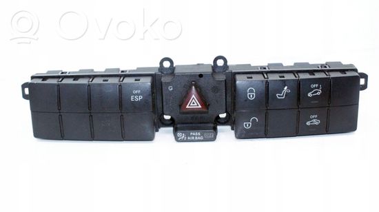 Mercedes-Benz C W203 A set of switches 2038214481