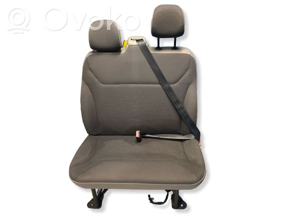 Siège Avant Droit (banquette Double) Pour Renault Trafic 3 Court Phase 1 – Occasion