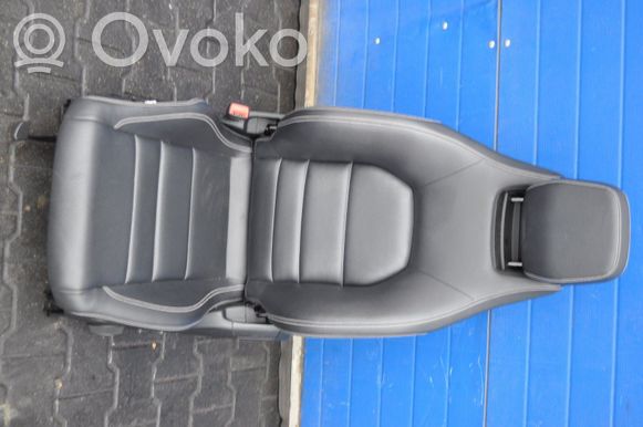 Coussin De Siège Avant Gauche/droit Mercedes C207 AMG – Chauffant Cuir Noir (2016)