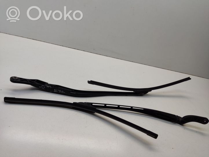 Audi A6 Allroad C5 Windshield/front glass wiper blade 4B1955408D