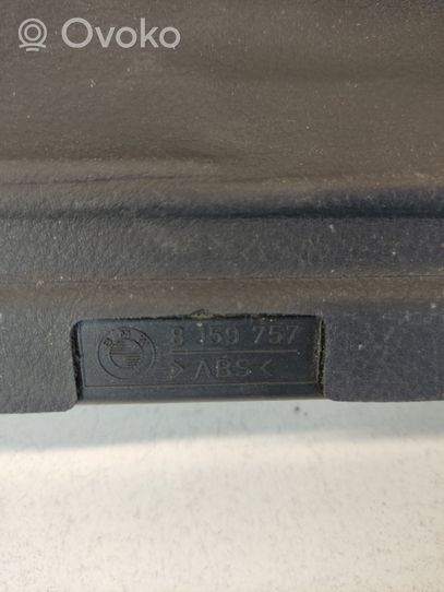 BMW 3 E36 Ohjauspyörän pylvään verhoilu 1161654