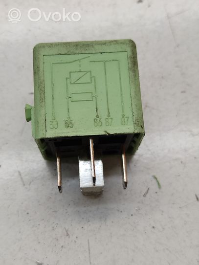 Land Rover Range Rover L322 Other relay 8373700