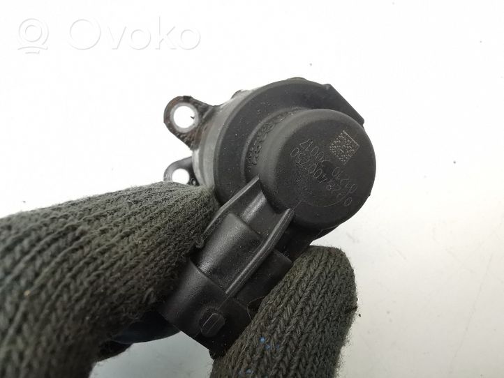 KIA Sportage Fuel pressure sensor 0928400750