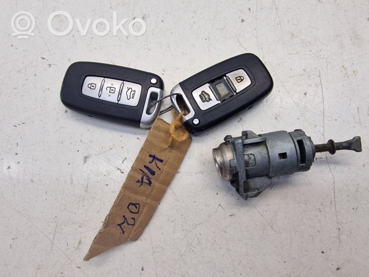 KIA Optima Ignition key/card 2T200