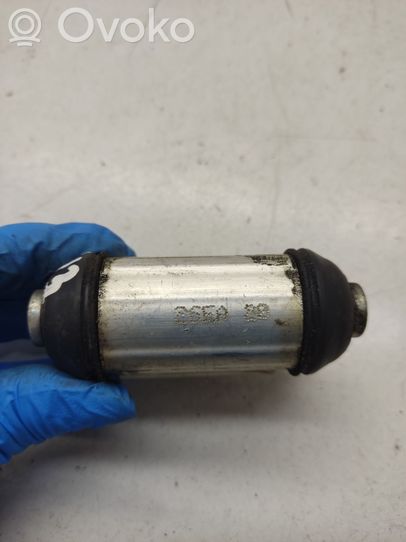 32660959 Ford B-MAX Rear brake cylinder, 10.00 € | RRR 