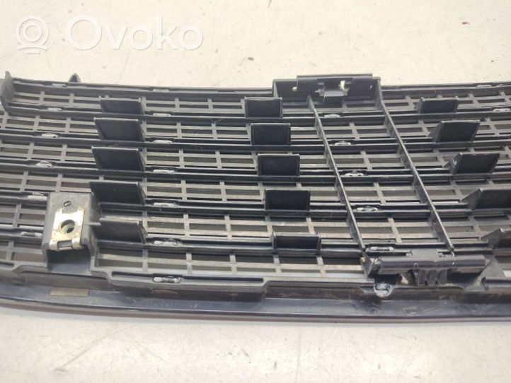 Mercedes-Benz S W221 Grille calandre de capot 2218800305