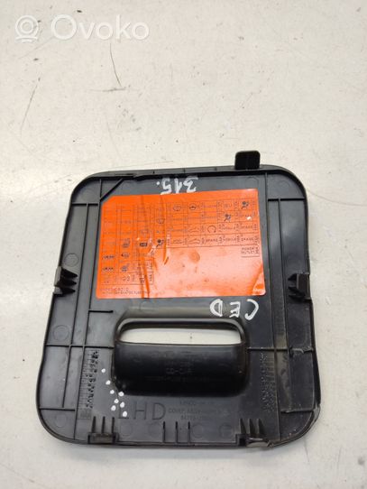 KIA Ceed Fuse box cover 84753J7000