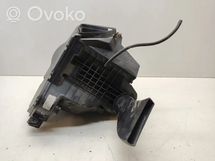 Audi A5 8T 8F Luftfilterkasten 8K0133835