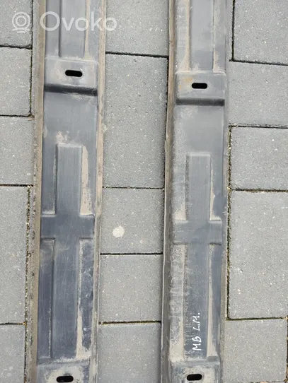 Mercedes-Benz ML W164 Sill A1646900610