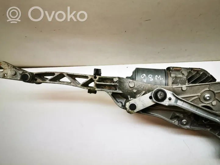 Mercedes-Benz C W204 Front wiper linkage and motor A2048201140