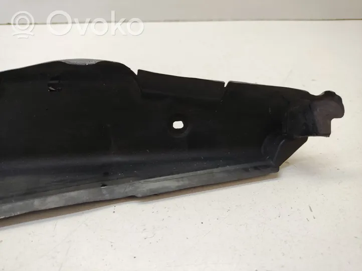 Mercedes-Benz A W176 Panel wykończeniowy błotnika A1768890100