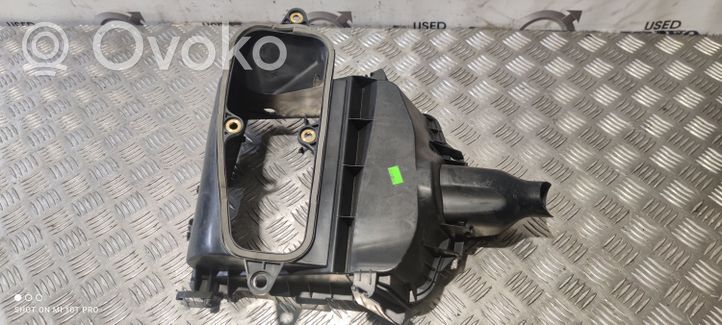 Mercedes-Benz GL X166 Scatola del filtro dell’aria A1668300140