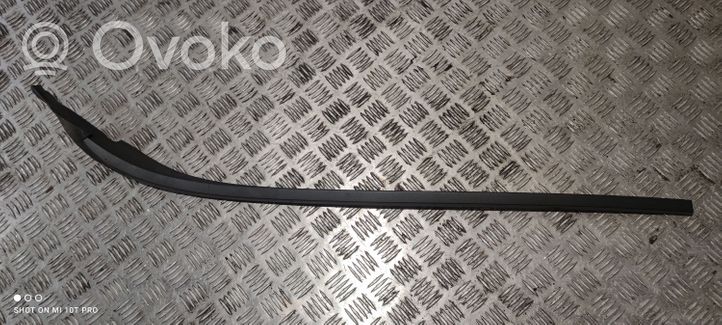 Volvo S60 Windshield trim 30753985