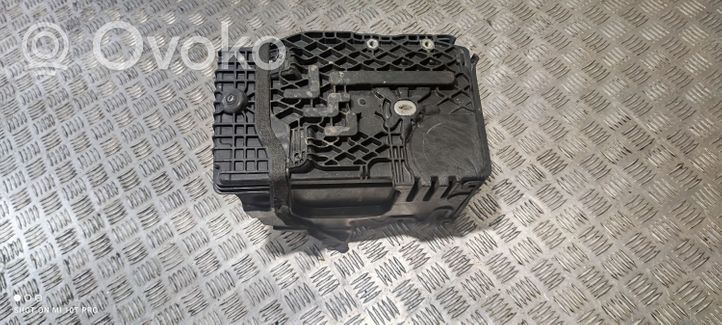 Volvo V60 Boîte de batterie 31299569