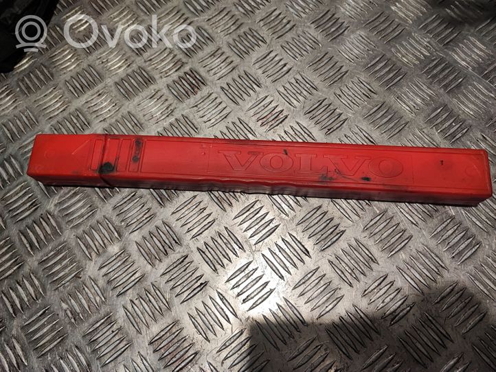 Volvo S60 Varoituskolmio 27R033996