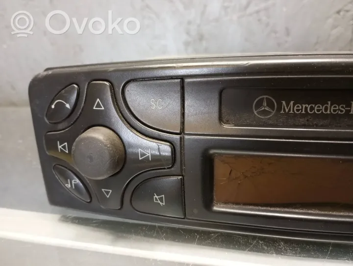 Mercedes-Benz C W203 Radio/CD/DVD/GPS-pääyksikkö A2038201586