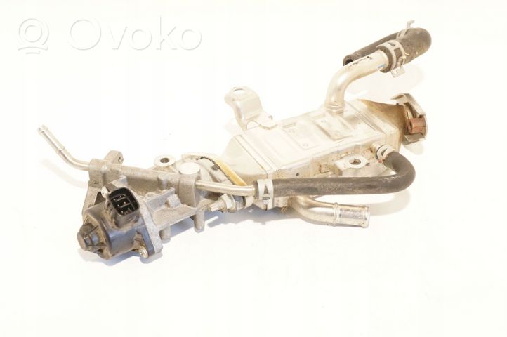 Toyota C-HR EGR-venttiili/lauhdutin 2562037140