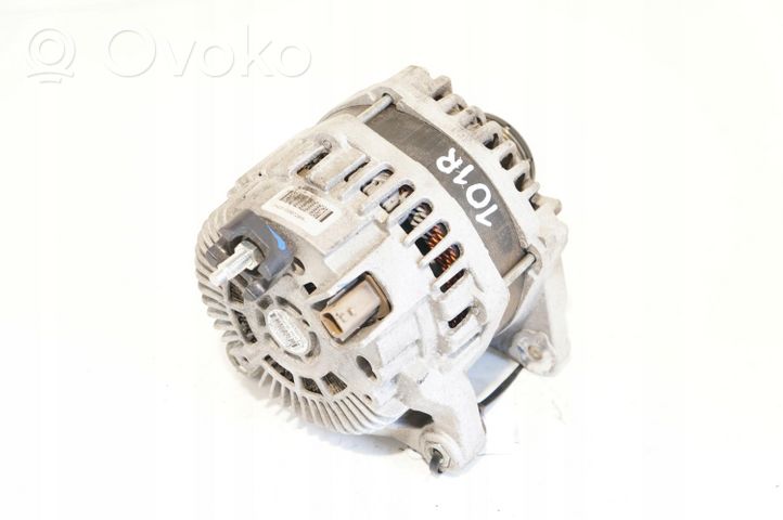 Opel Vivaro Generatore/alternatore 