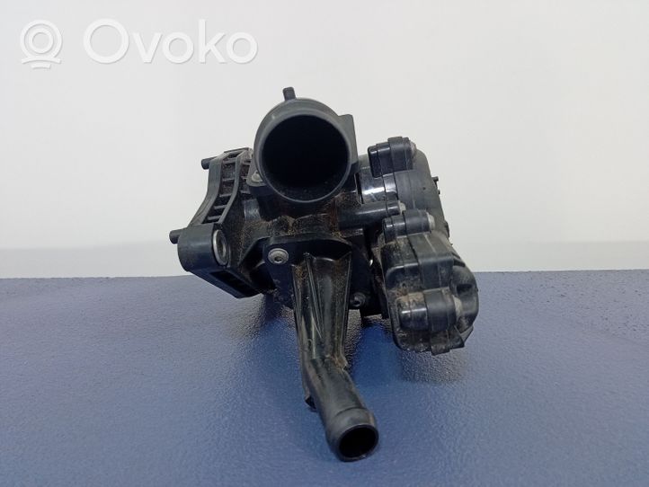 Hyundai Tucson IV NX4 Termostaatin kotelo 25600-2M810