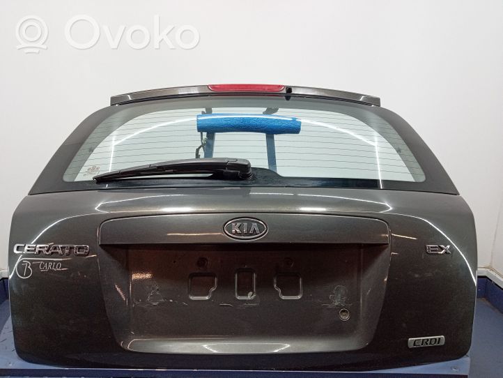 KIA Cerato Takaluukun/tavaratilan kansi 01