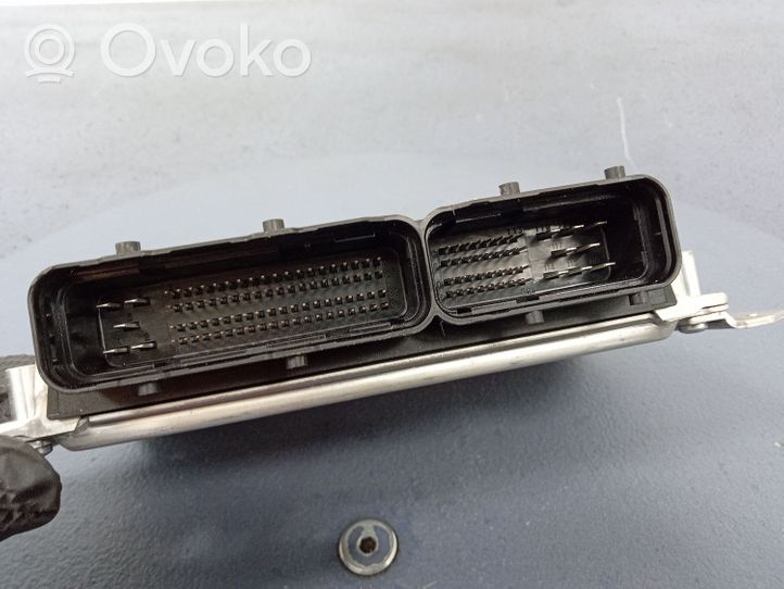 KIA Cerato Motorsteuergerät ECU 0281011538