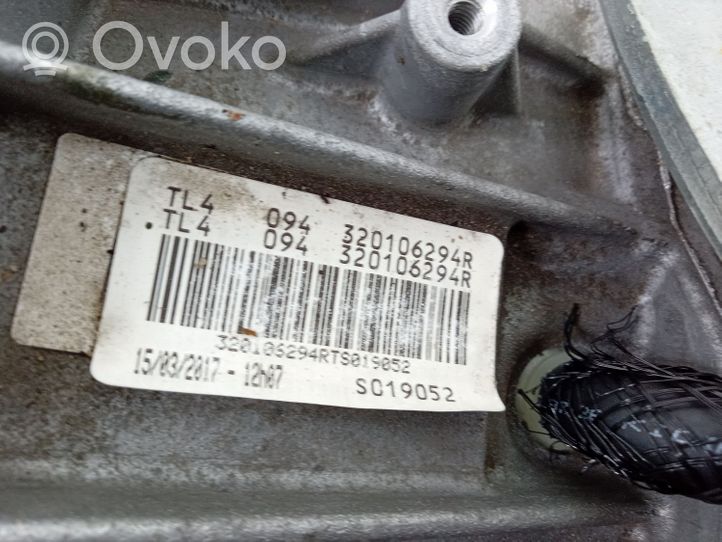 Renault Captur Mechaninė 6 pavarų dėžė TL4 094