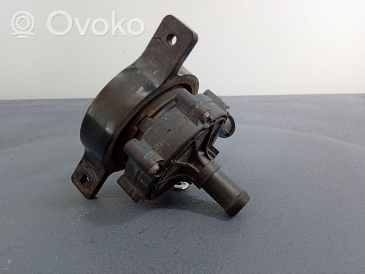 Opel Insignia B Kühlwasserpumpe Wasserpumpe 13517418