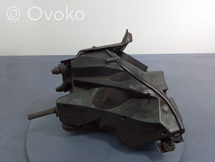 Audi A4 S4 B8 8K Ilmansuodattimen kotelo 8K0133835CD