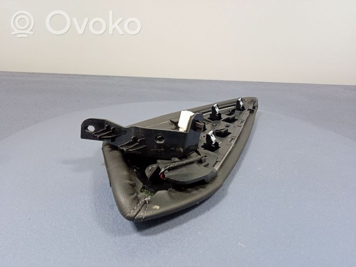 Nissan Qashqai Muu kynnyksen/pilarin verhoiluelementti 969RJ4EH0A