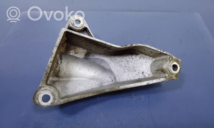 Audi A8 S8 D2 4D Supporto di montaggio scatola del cambio 4D0399108