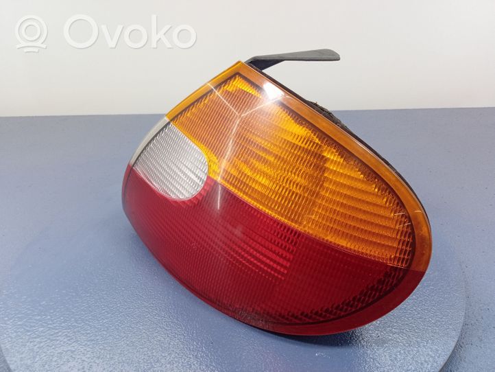 Dodge Neon Lampa tylna 5288528AF