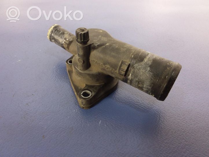 Renault Clio III Boîtier de thermostat / thermostat 8200660882