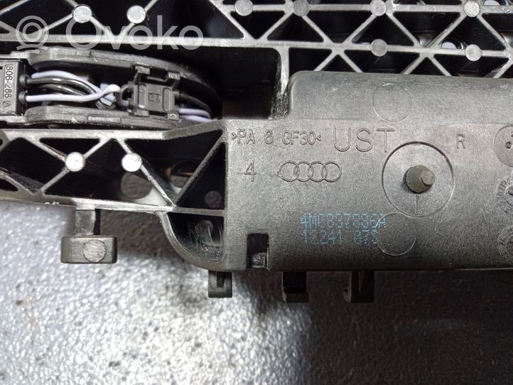 Audi Q7 4M Takaoven ulkokahva 4M0837886A