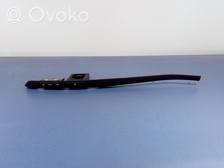 Toyota Avensis T250 Pezzo della carrozzeria anteriore 55475-05010