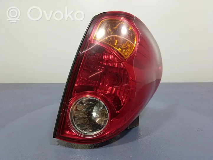 Mitsubishi L200 Lampa tylna 01