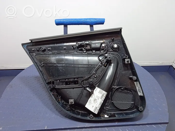 Audi A4 S4 B8 8K Boczki / Tapicerka drzwi / Komplet 8K0867306