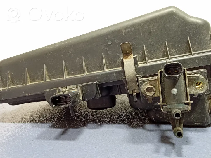 Daihatsu YRV Boîtier de filtre à air 17700-97404