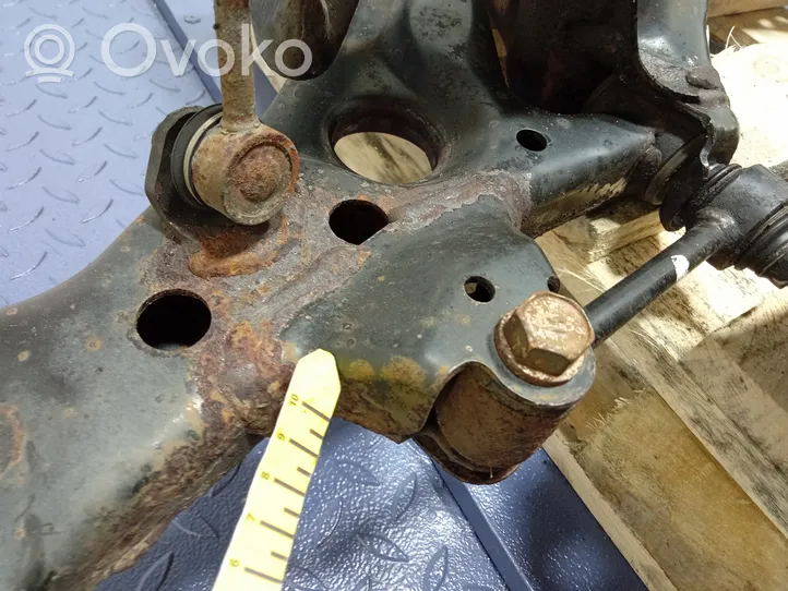 Toyota Avensis T220 Front subframe 01