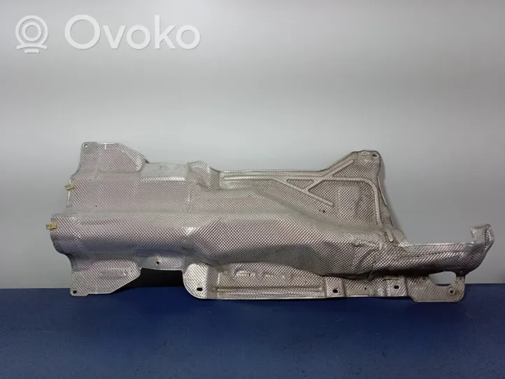 BMW 1 F40 Osłona termiczna rury wydechowej 7447025