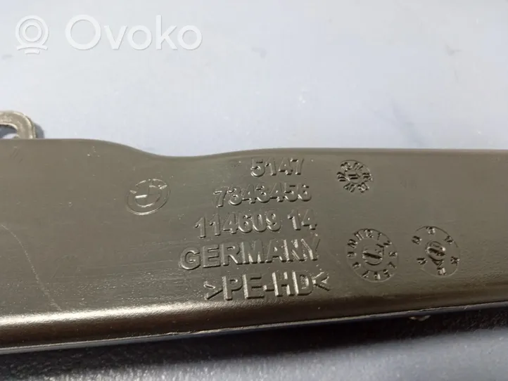 BMW 7 G11 G12 Šoninės oro grotelės 7343456