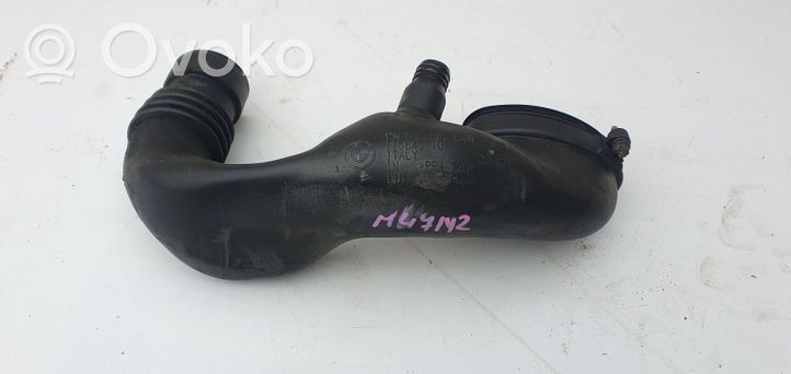 BMW 1 E81 E87 Część rury dolotu powietrza 7791646