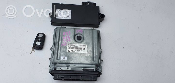 BMW 3 E92 E93 Komputer / Sterownik ECU i komplet kluczy 0282016838