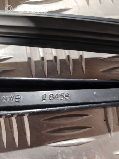 Nissan X-Trail T31 Spazzola tergicristallo per parabrezza/vetro frontale 88459
