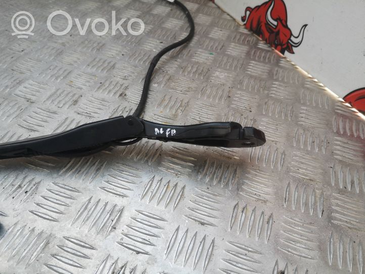 Alfa Romeo Stelvio Front wiper blade arm 50535821